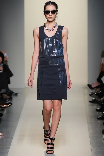Look 8